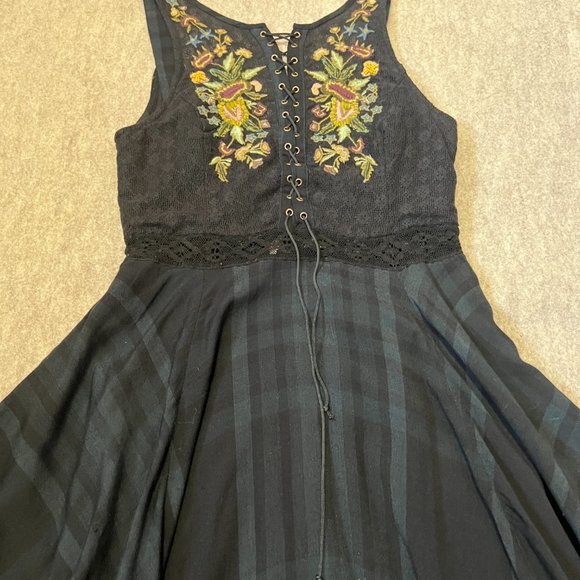 Free People Dress Size 2 Embroidery Insert Lace Up Black High Low Beaded Boho - Picture 5 of 13